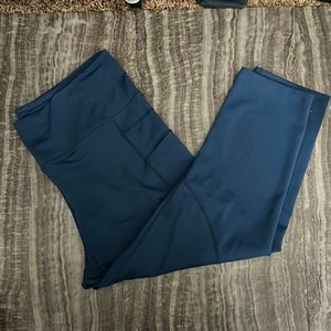 Navy Blue Zyia Light n Tight Crop EUC